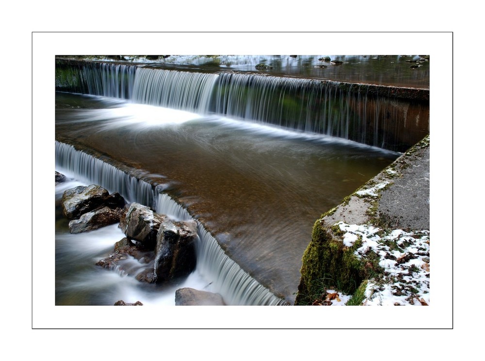 bewegtes wasser by Peter Nägeli