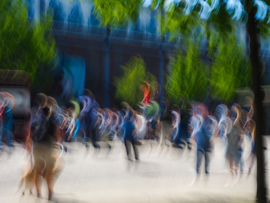 "Bewegung, die bewegt" ...