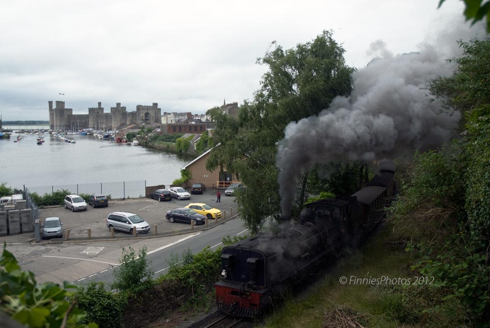 Beyer Garret Nr 87 der Welsh Highland Railway bei Caernarfon