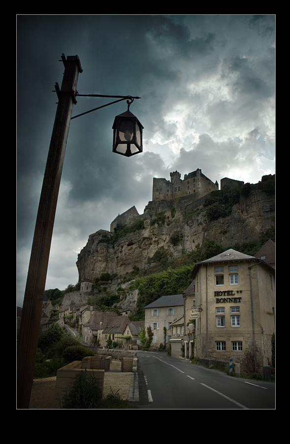 - Beynac I -