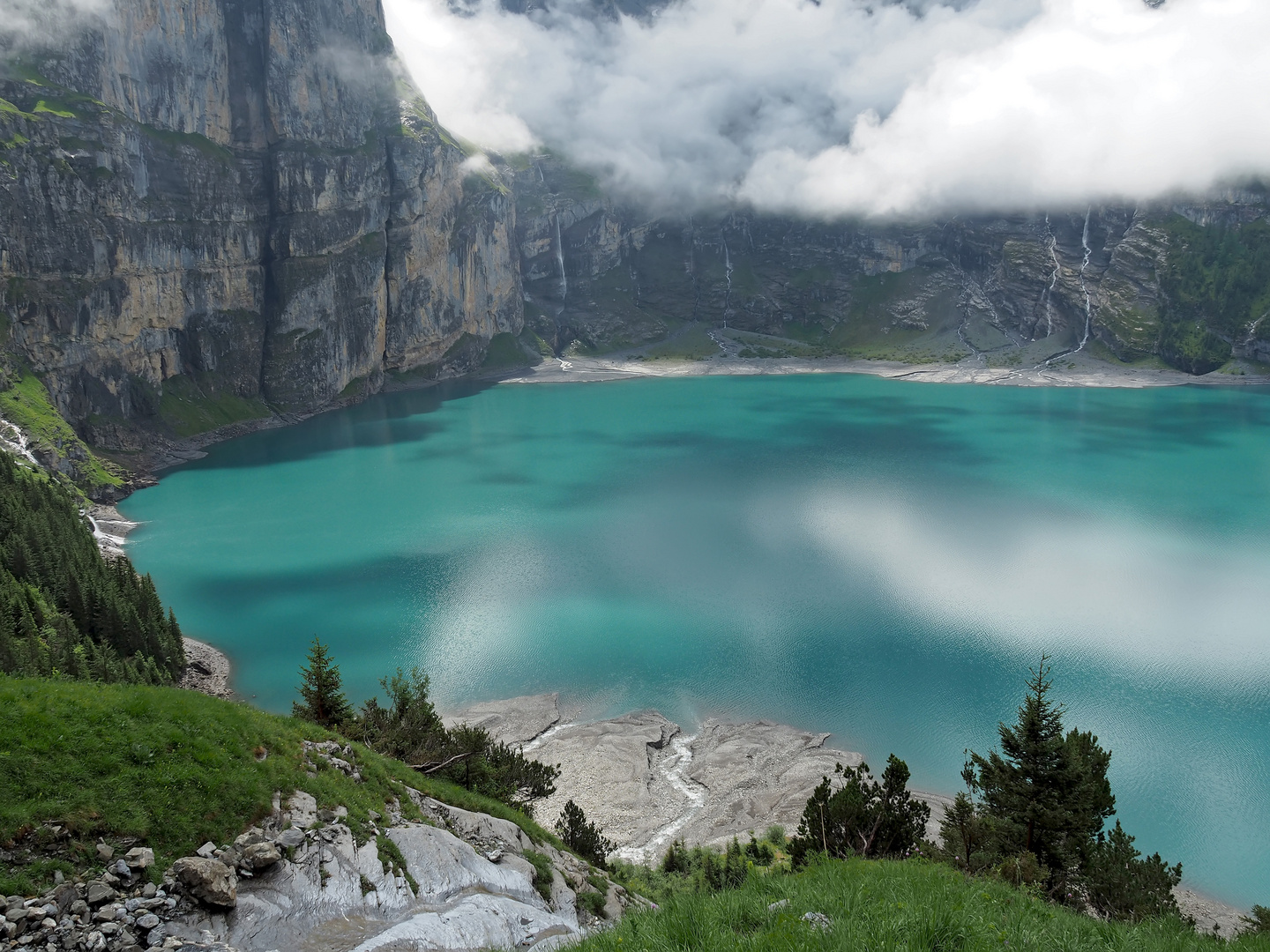 Bezaubernde Bergkulisse am Oeschinensee! - Une beauté spectaculaire! 