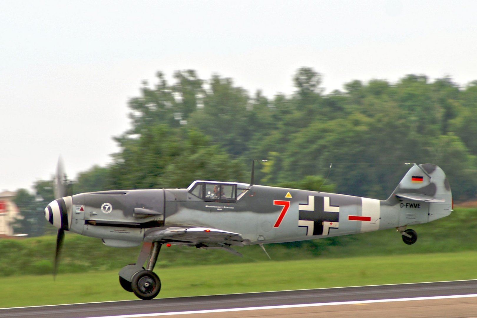 BF 109  ..die rote Sieben                    -50 Jahre JG 74-