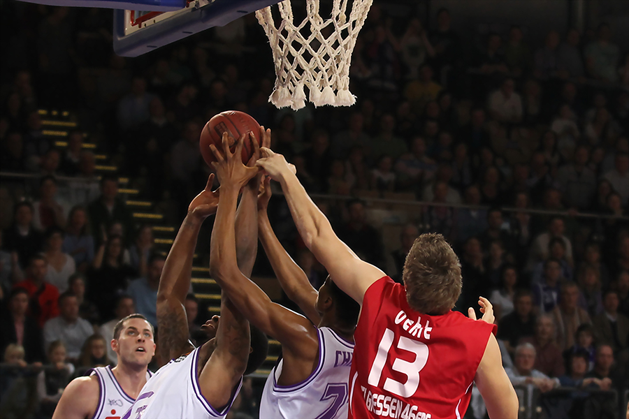 BG Göttingen vs. LTi Giessen 45ers 17.03.12 7136