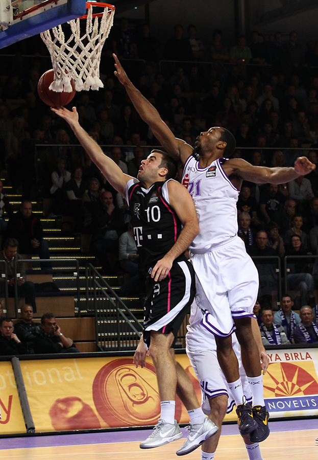 BG Göttingen vs. Telekom Baskets Bonn 05.11.11 9832