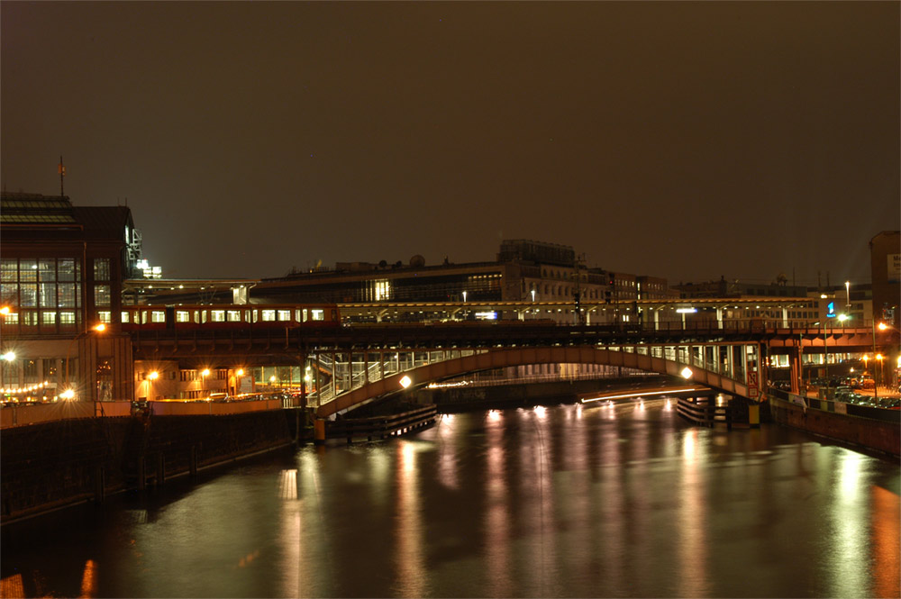 Bhf Friedrichstrasse