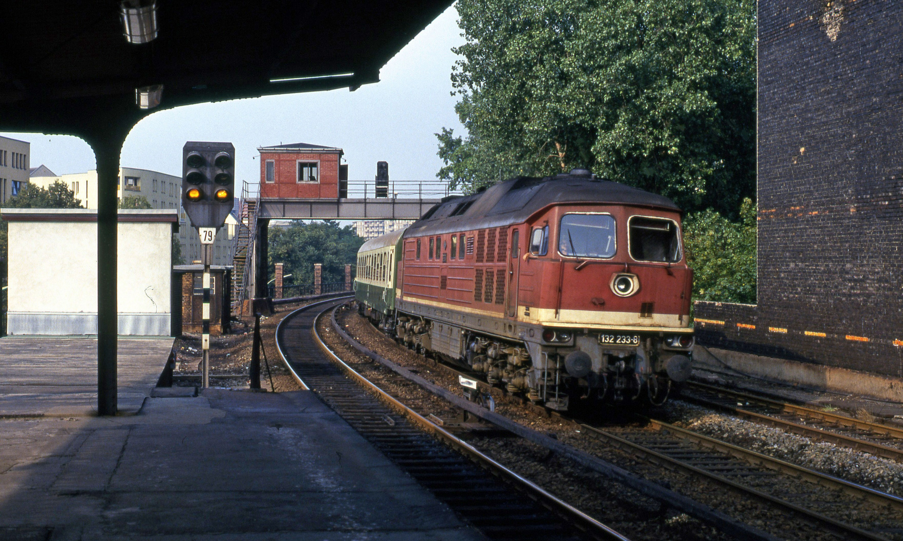 Bhf Tiergarten in Berlin 1990