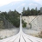 Bhutan-Brücke über den Illgraben im Pfynwald