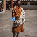 Bhutan - Paro - Im Dzong mit Schärpe