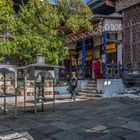 Bhutan - Paro - Kyichu Lhakhang - Innenhof