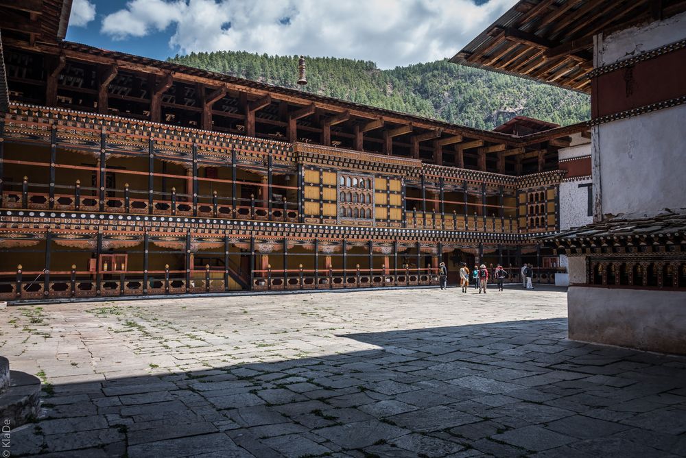 Bhutan - Paro - Rinpung Dzong - Innenhof