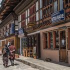 Bhutan - Paro - Strassenszene