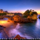 [Biarritz] by night