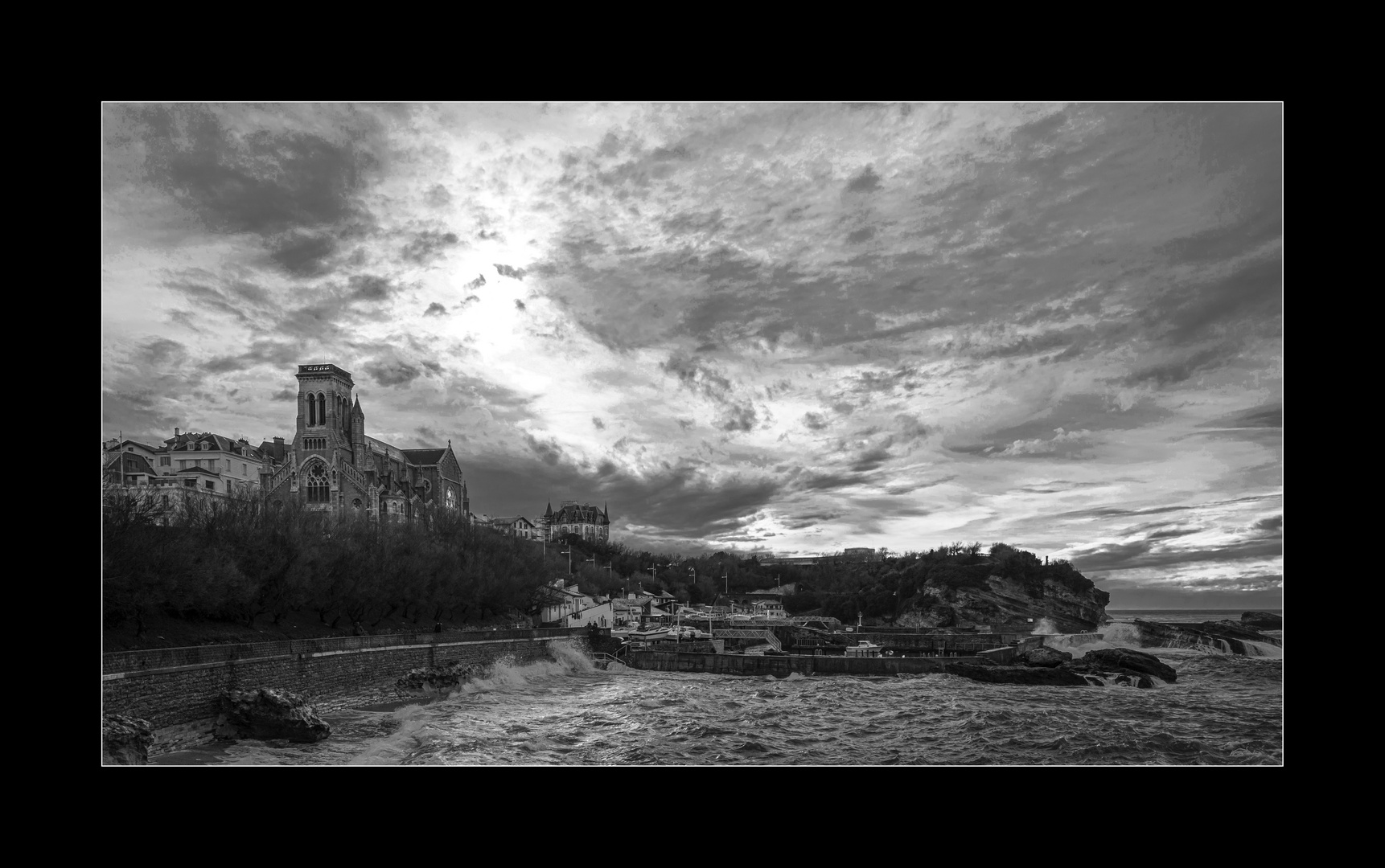 Biarritz : Le port et Sainte Eugénie