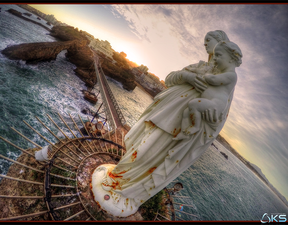 Biarritz, le rocher de la vierge