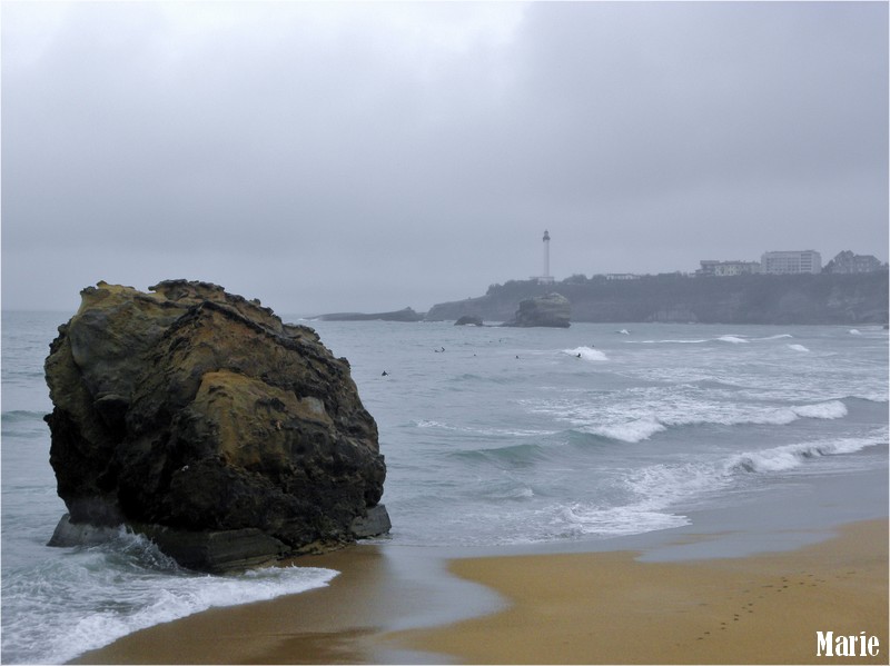 Biarritz, les pieds dans l'eau