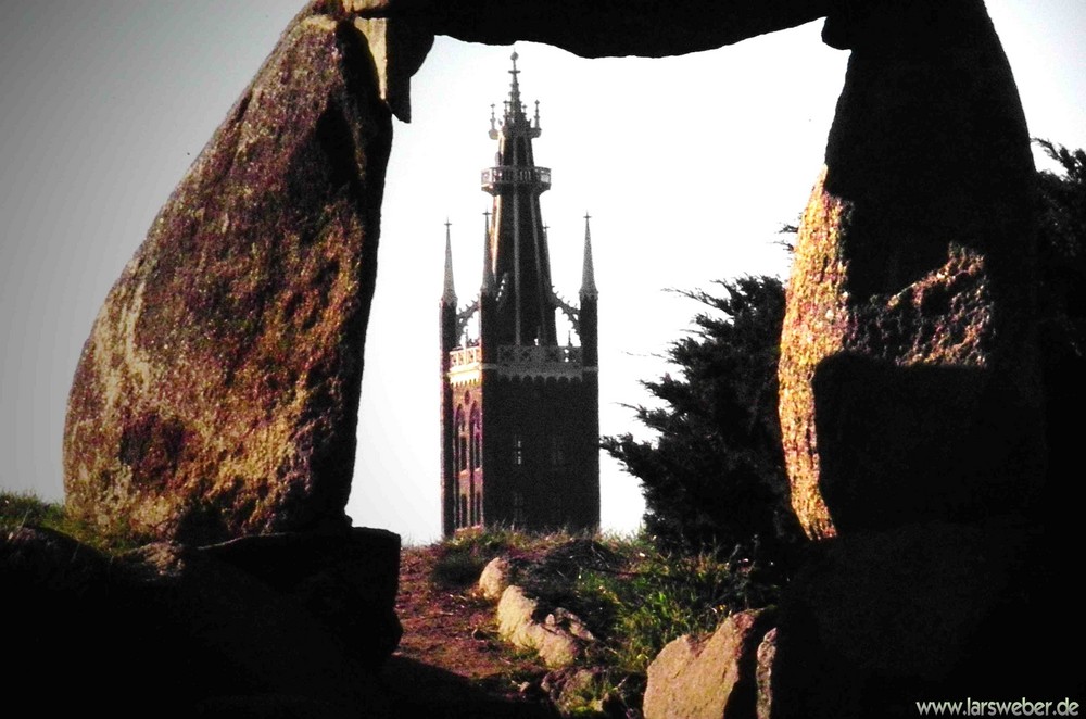 Bibelturm im Wörlitzer Park - Der besondere Durchblick