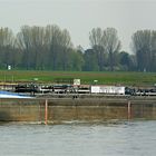 BIBERACH / Tanker / Rhein bei Düsseldorf-Kaiserswerth