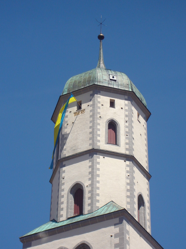 Biberacher Stadtpfarrkirche in der "schönsten" Zeit des Jahres