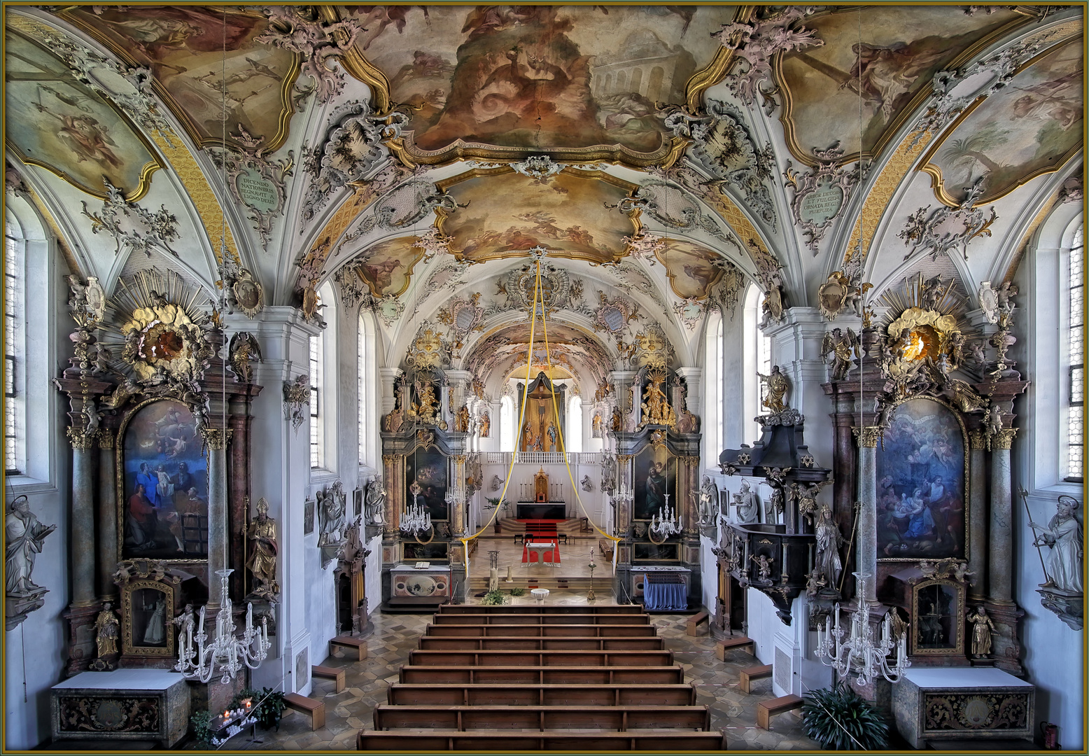 Biberbach - Wallfahrtskirche St. Jakobus, St. Laurentius und Heilig Kreuz