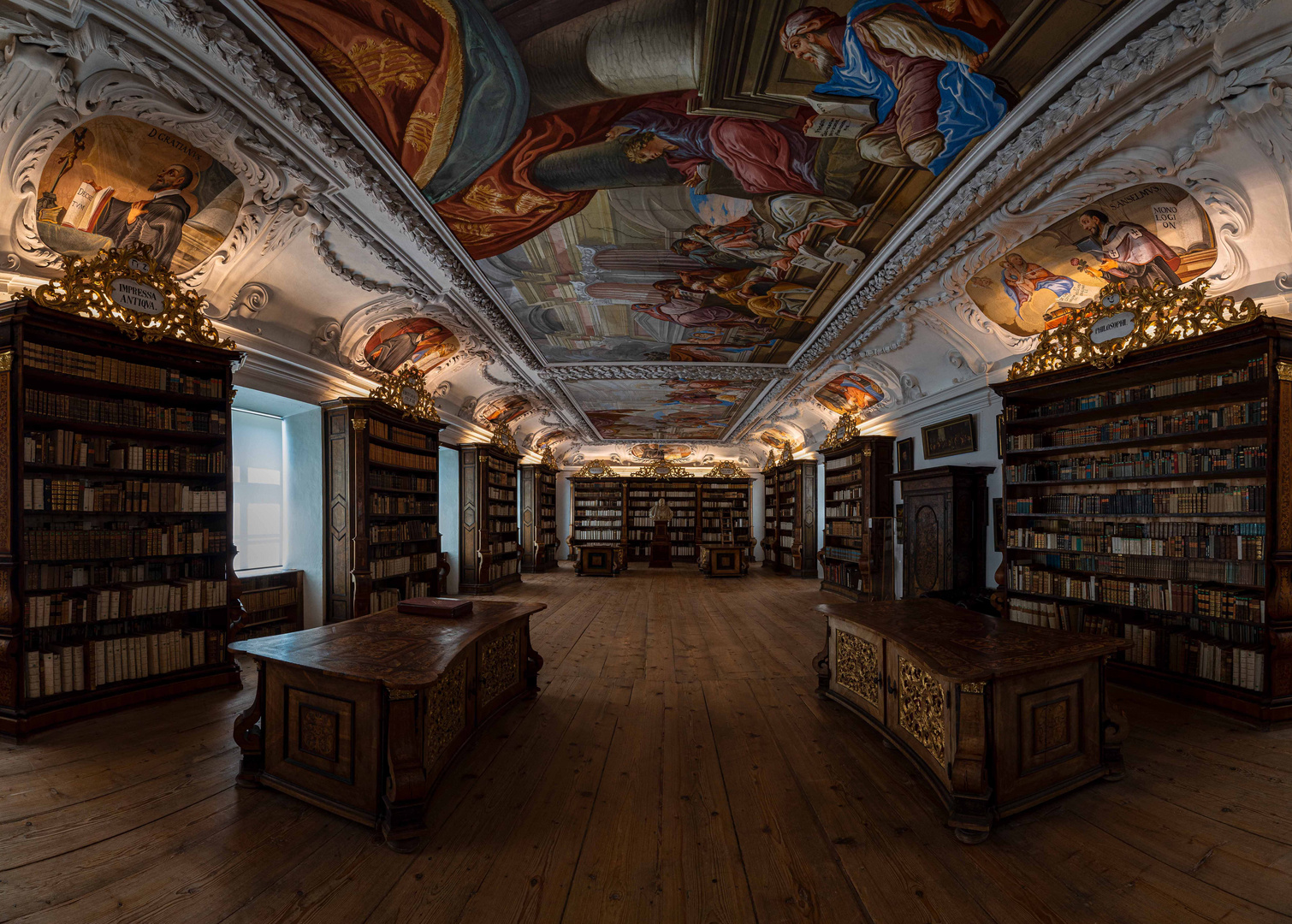 Bibliothek im Benediktinerstift Kremsmünster