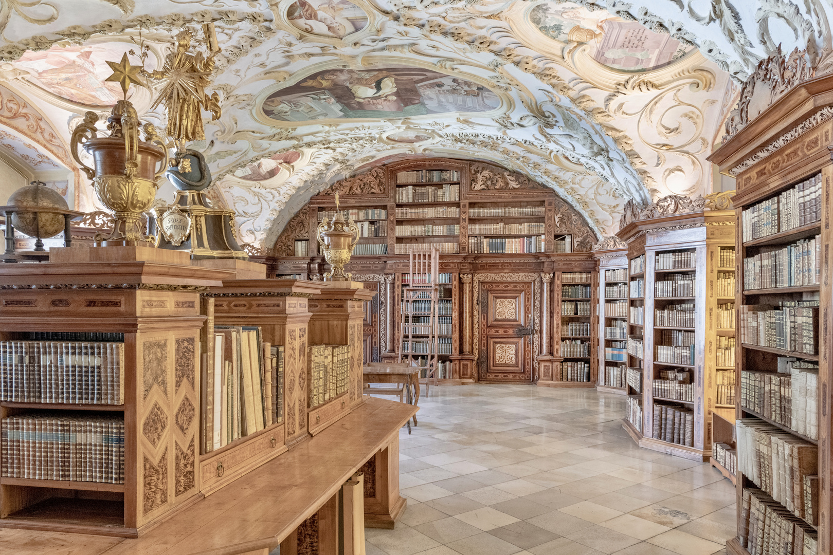 Bibliothek im Stift Lilienfeld