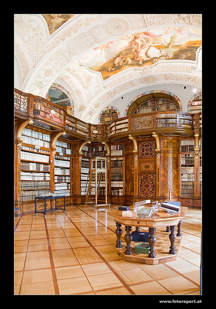 Bibliothek - Stift Zwettl