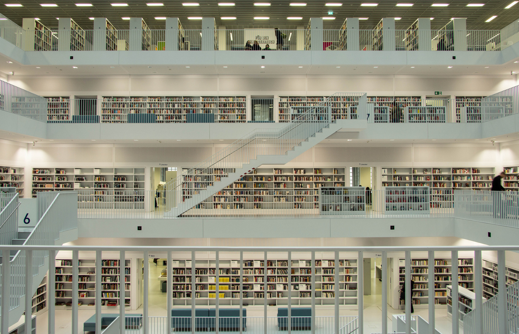 Bibliothek Stuttgart I