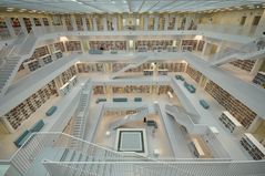 Bibliothek Stuttgart "in Farbe"