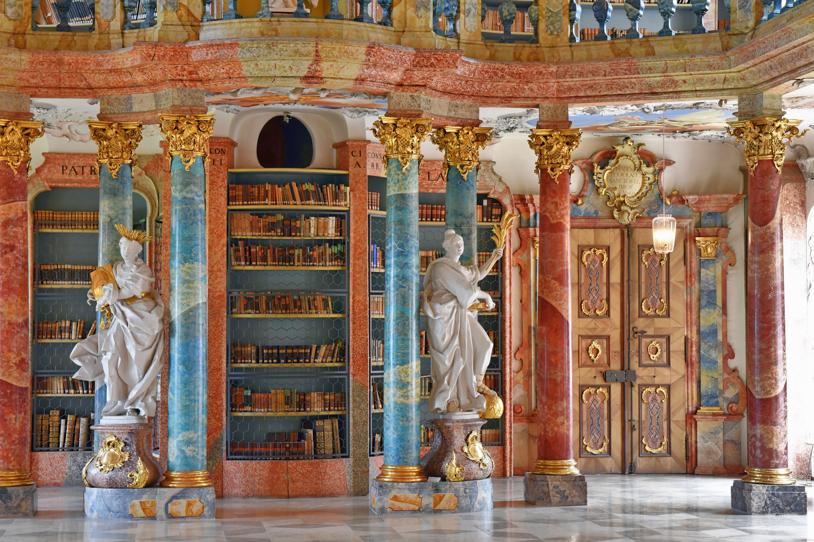 Bibliothekssaal im Kloster Wiblingen