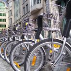 BICICLETAS EN BRUSELAS...FERNANDO LÓPEZ   fOTOGRAFÍAS...