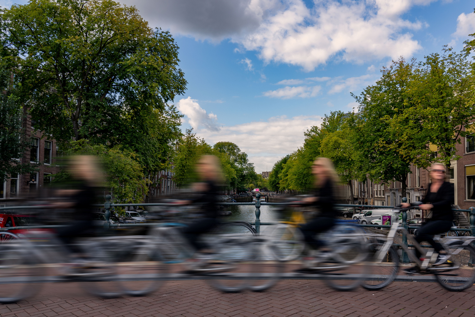 Bicycle Race - Queen