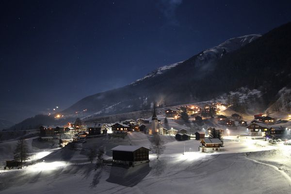 Biel in einer Mondnacht