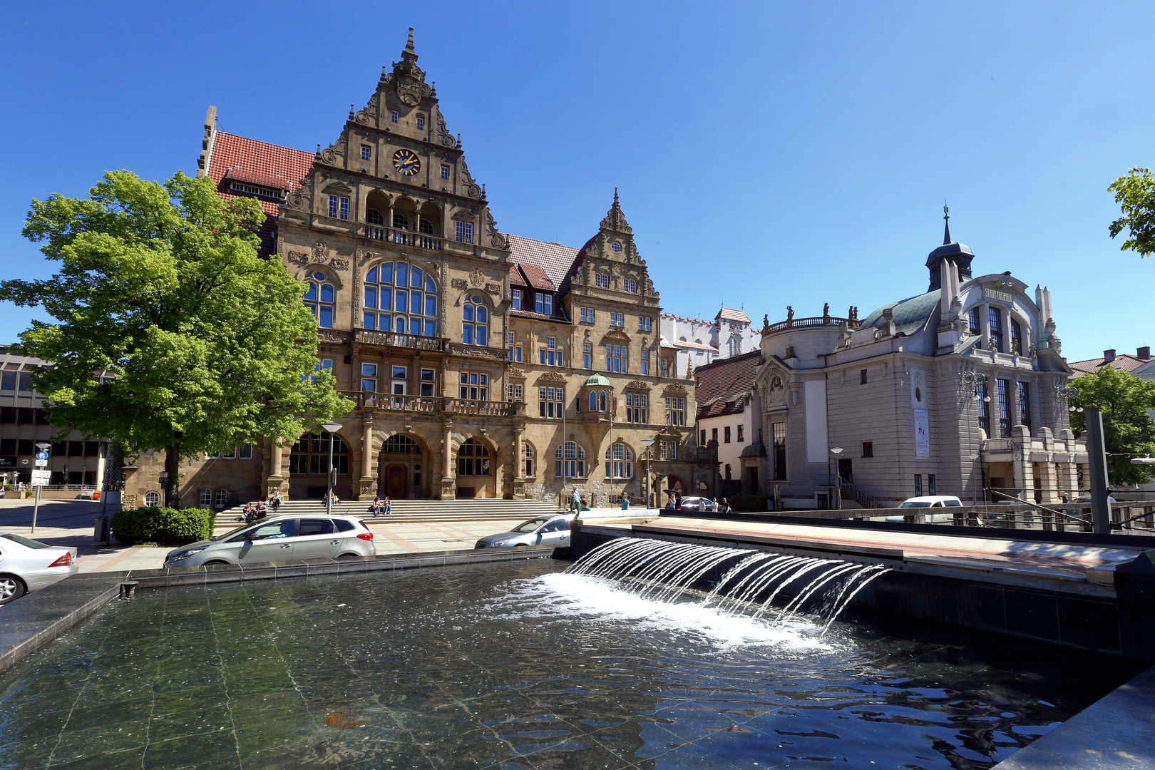 Bielefeld - Altes Rathaus und Stadttheater