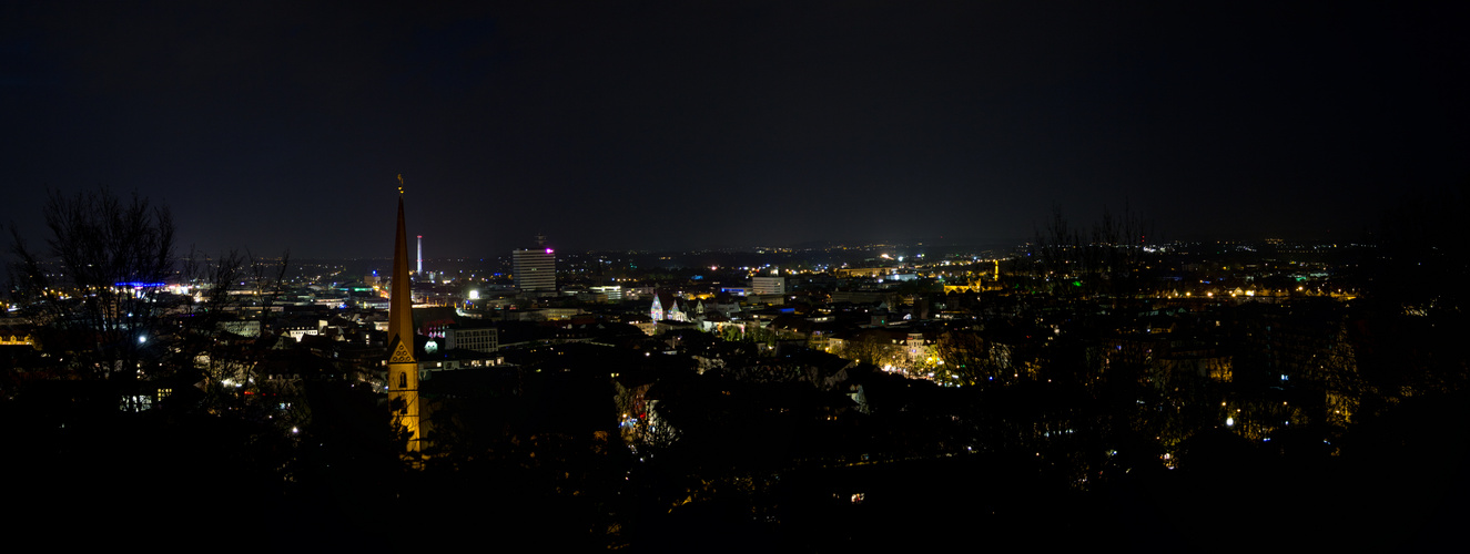 Bielefeld bei Nacht