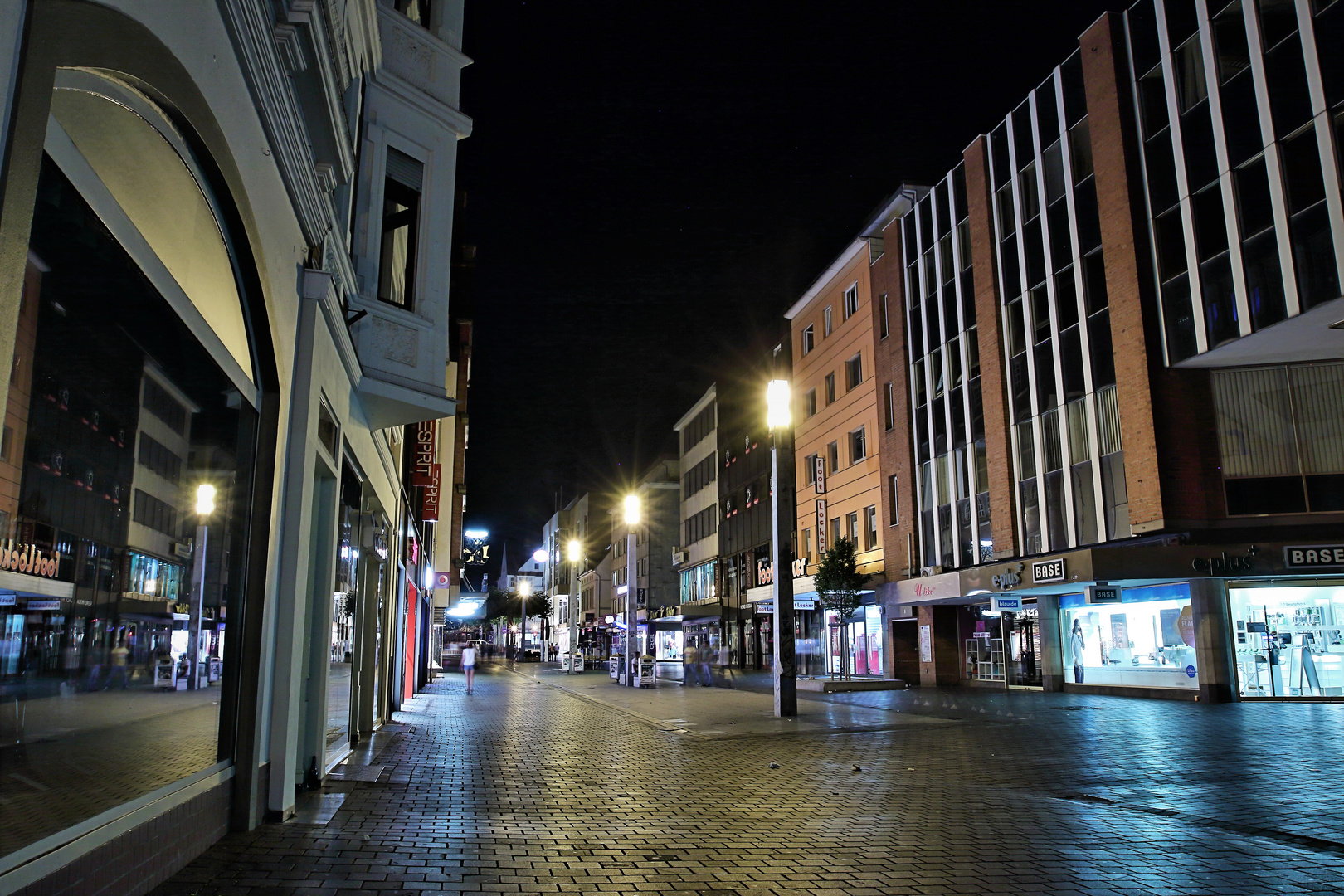 Bielefeld bei Nacht - Bahnhofstraße