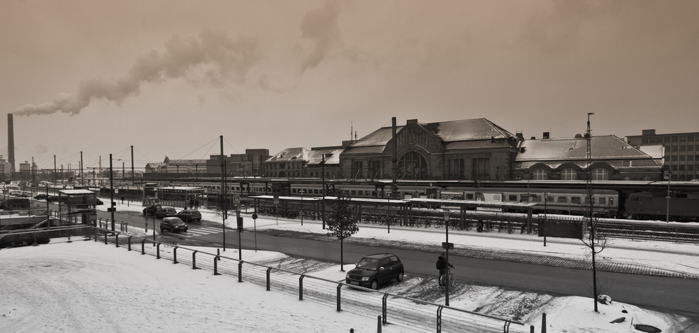 Bielefelder Bahnhof von hinten