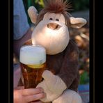 Bier her oder ich fall um!