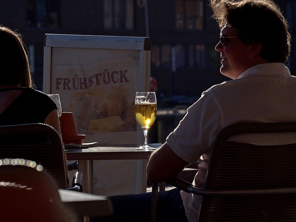 bière et petit-déjeuner