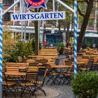 Biergarten im Regen