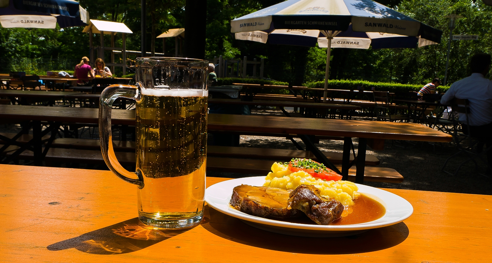 Biergarten- Stilleben