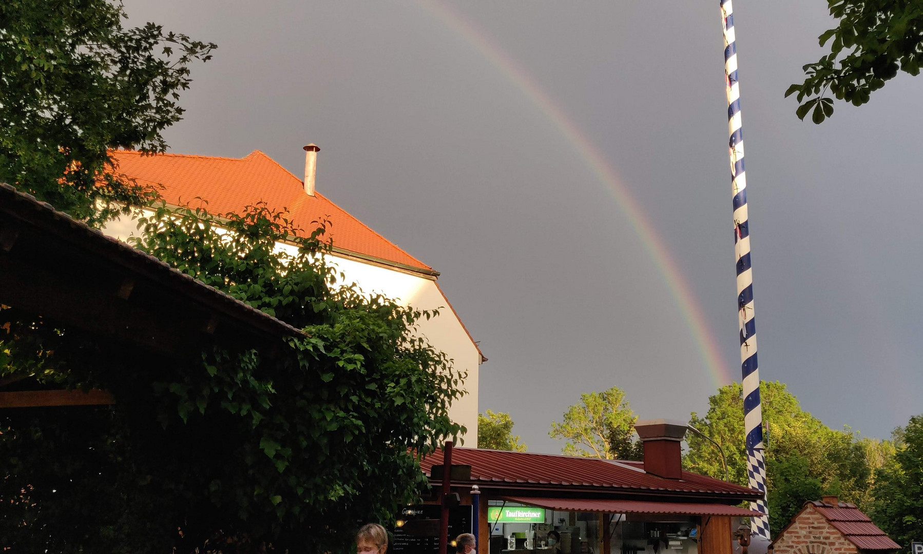 Biergarten Taufkirchen