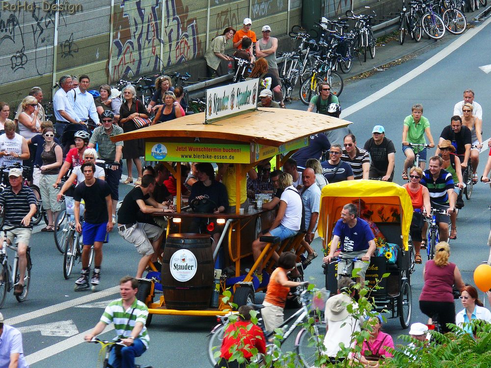 ...Biertransport auf der A40...