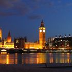 Big Ben and Parlament at night