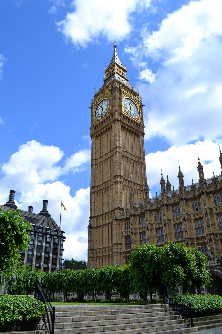 Big Ben gen Himmel