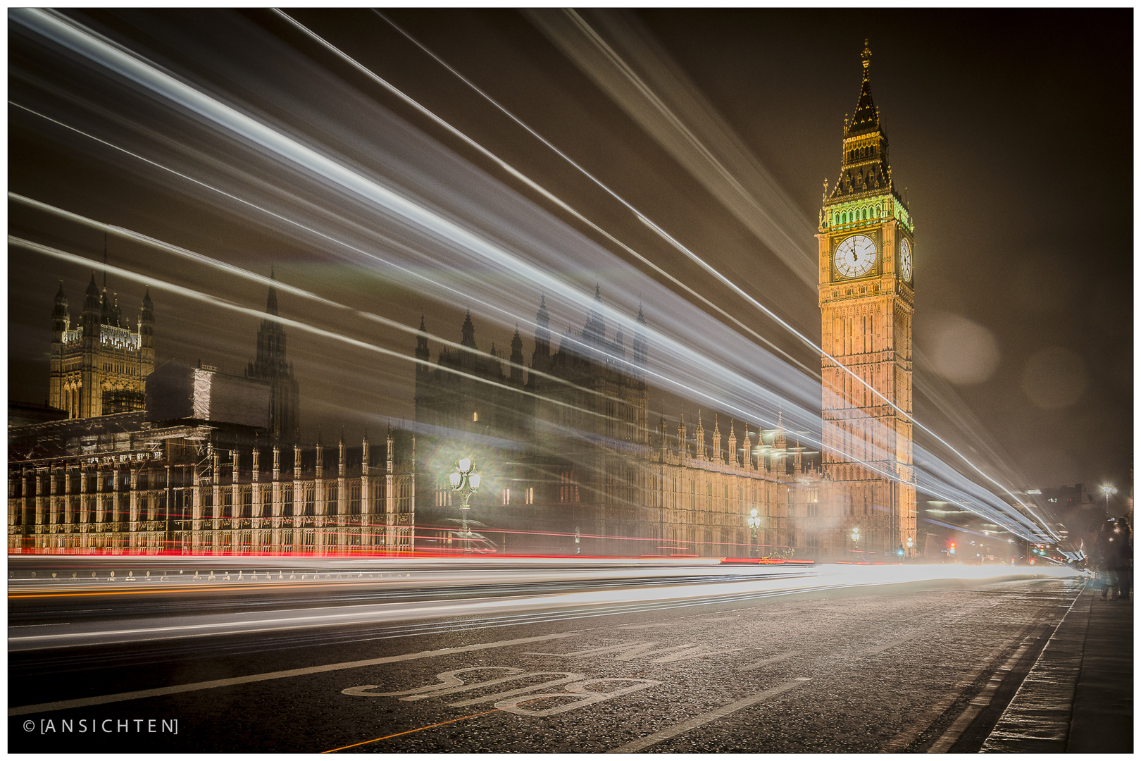 [big ben night]