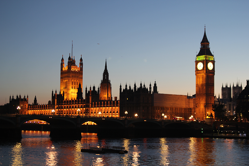Big Ben und die Houses of Parlament bei Nacht