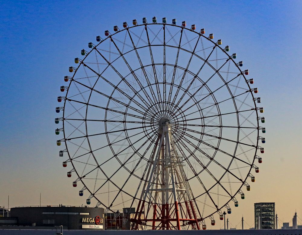 Big Ferris Wheel Obaida