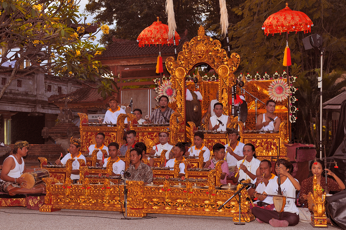 Big Gamelan orchester in Denpasar