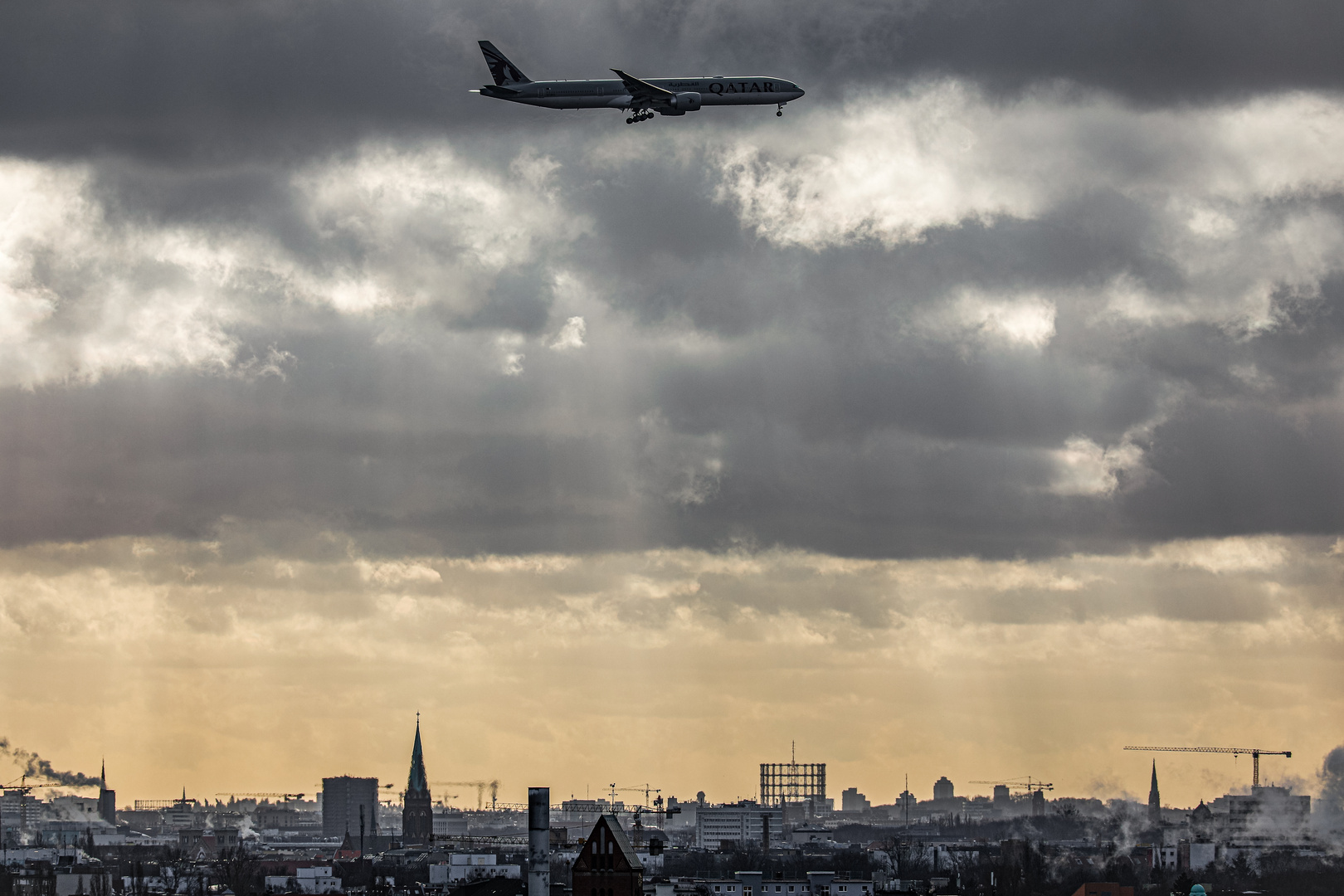 Big Plane in Approach