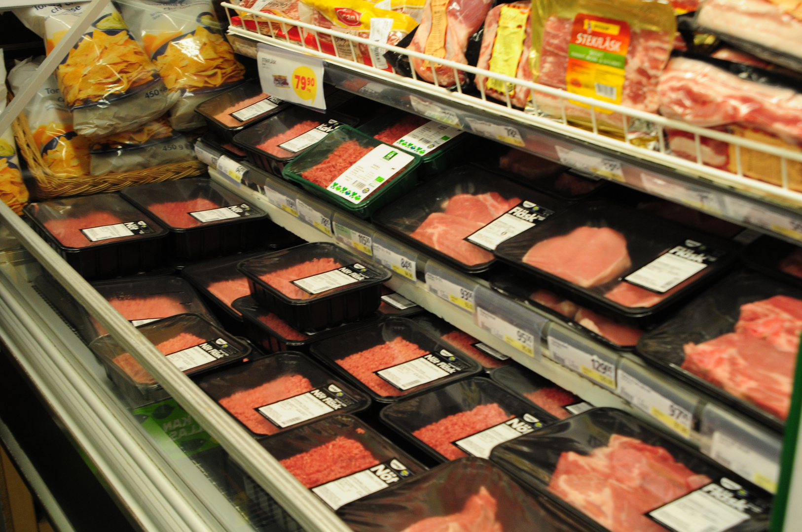 big swedish meat packages - große schwedische Fleisch Verpackungen